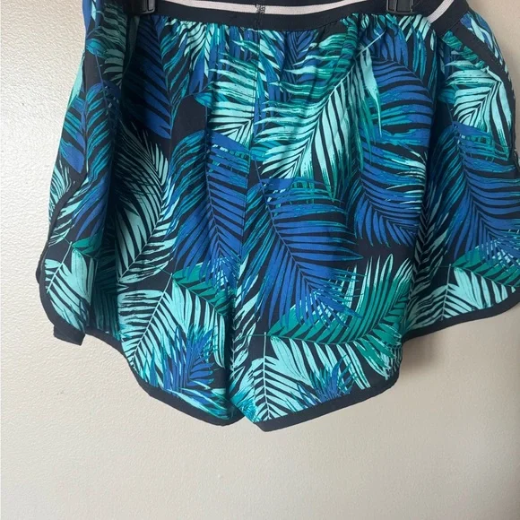 EUC Tropical Leaf Print Patterned Women's Shorts L Large - Picture 2 of 7